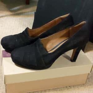 Clarks heels